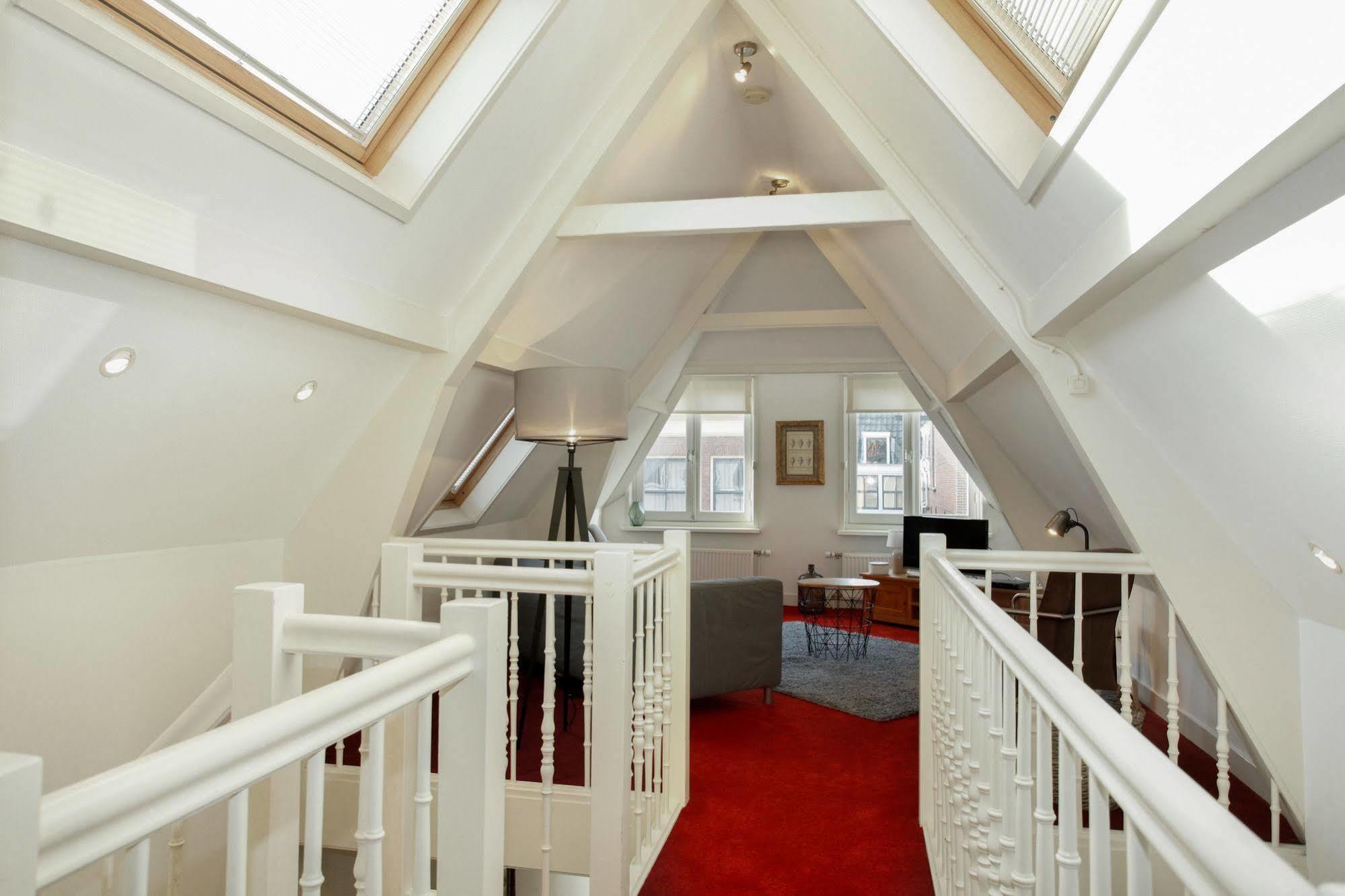 Stayci Serviced Apartments Noordeinde La Haya Exterior foto